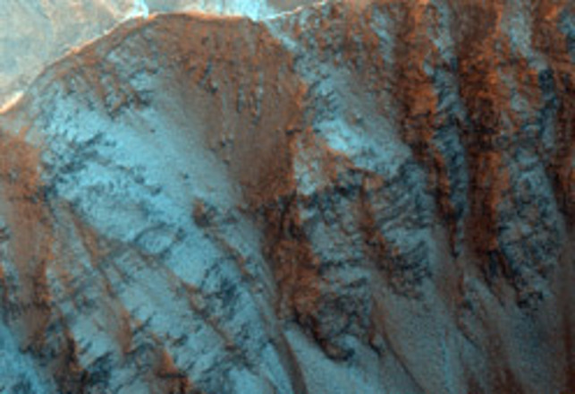 NASA Releases Thousands of New Mars Images