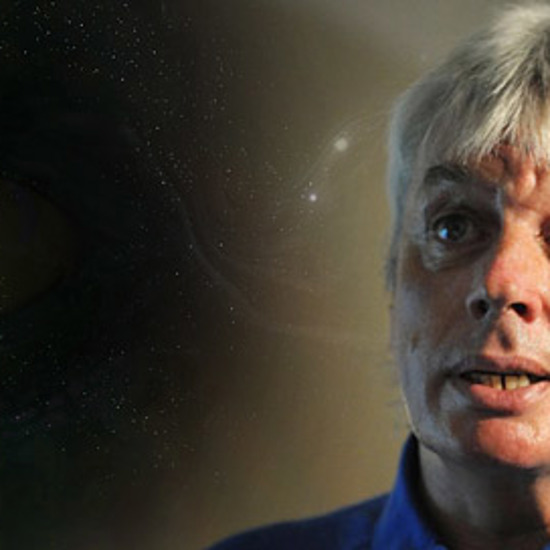 David Icke to Human Race: Get Off Your Knees… and onto the Dance Floor
