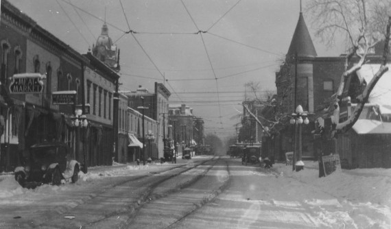 Main street Crawfordsville winter 1925 570x334