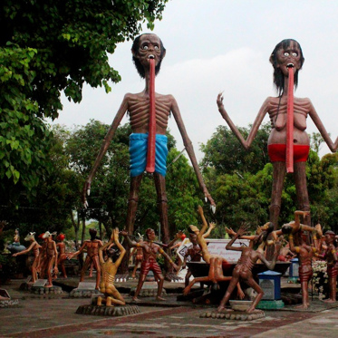 The Thai Temple Offering a Glimpse of Buddhist Hell