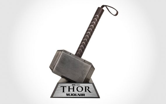 Thor Mjolnir Hammer Prop Replica 570x356