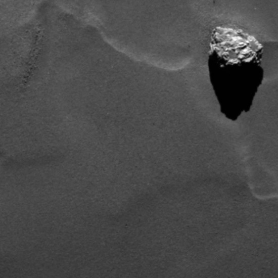 Earthly Pyramid on Comet P67 and Petroglyph on Mars
