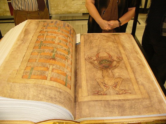 800px Codex Gigas facsimile 570x427