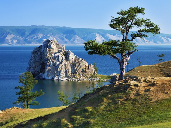 Beauitful Lake Baikal 570x427