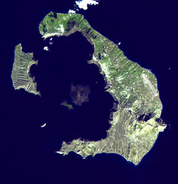 Santorini 570x588