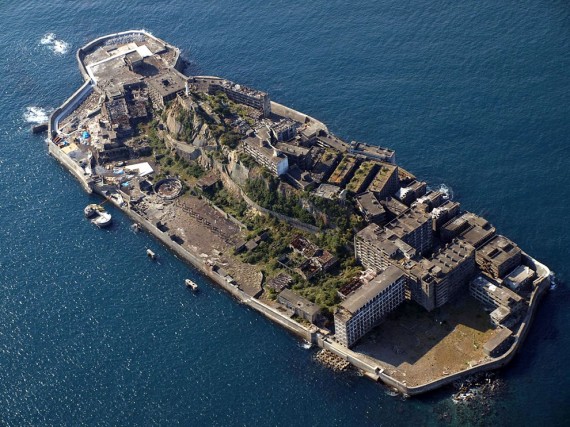 Aerial view of Battleship Island 570x427