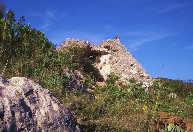 Who Built The Mysterious Pyramid of the French Riviera?