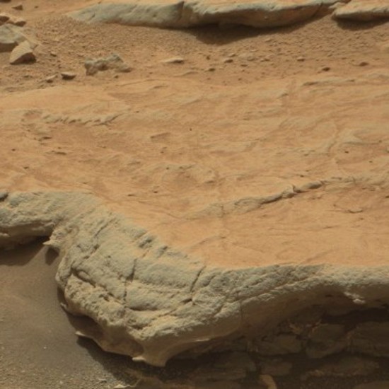 Microbes May Have Made These Marks on Mars