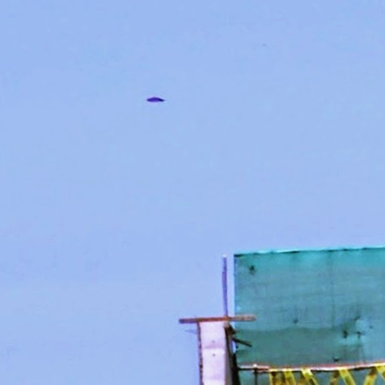 Purple UFO Witnessed by TV Crew Filming Politician in Peru