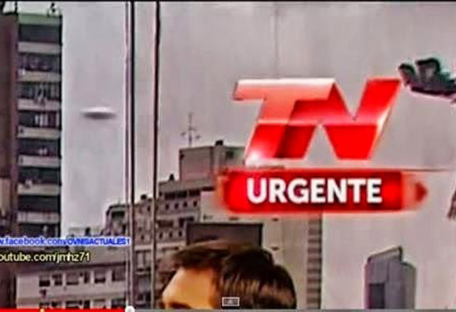 UFO Appears on News Channel Broadcast in Argentina