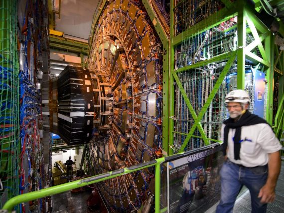 LHC 570x428