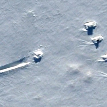 Strange Vehicles Found at UFO Landing Site in Antarctica