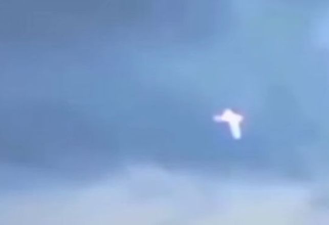 Cross-Shaped UFOs Are Being Reported Over War Zones
