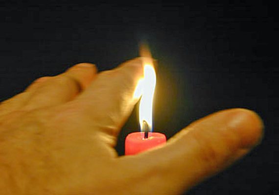 candle-hand