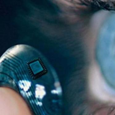 Get Ready For Augmented Reality Contact Lenses