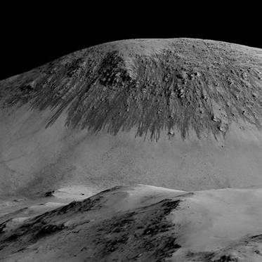 Boiling Water May Be Bubbling Away the Surface of Mars