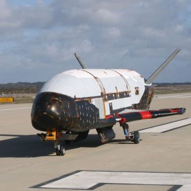 Super-Secret X-37B in Orbit a Year and Still a Mystery