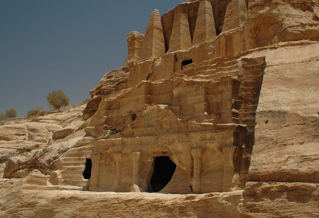 Google Earth Helps Uncover Massive Lost Structure in Petra