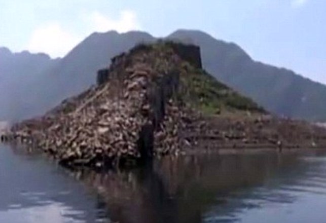 Lost Stretch of the Great Wall Rises Out of the Water