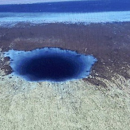 Dragon Hole of the Monkey King is World’s Deepest Blue Hole