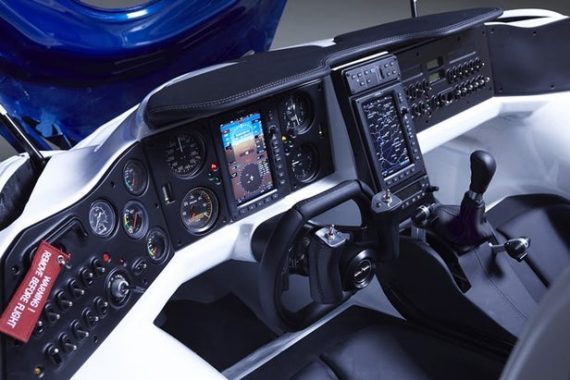 cockpit 570x380
