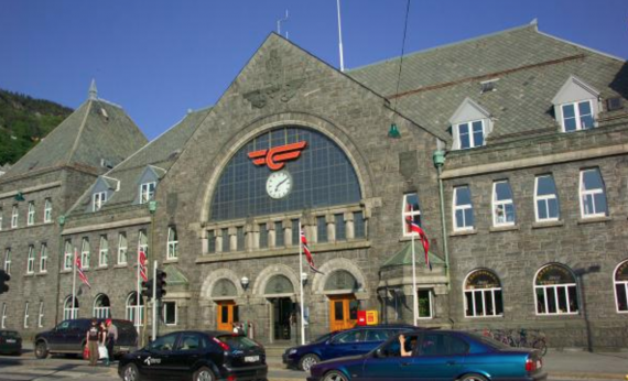 Bergen Station 570x346