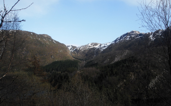 Isdalen Valley 570x355