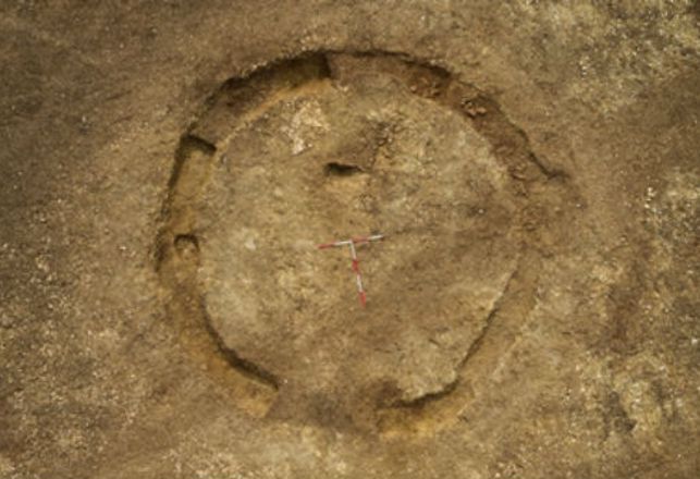 New Ancient Henge Found in England, This Time with Corpses