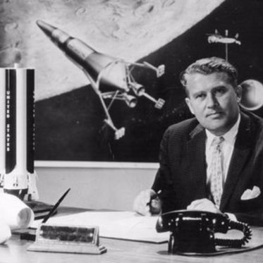 Wernher von Braun Novel May Have Predicted Elon Musk