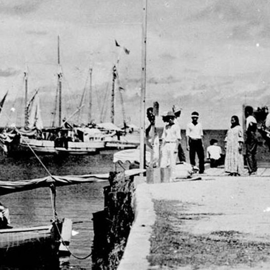 Amelia Earhart Photo Discredited Just Days After Documentary