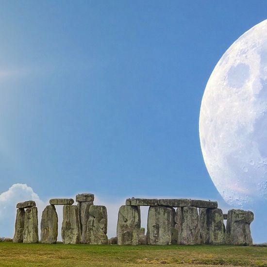 Mysterious Neolithic Carvings Only Appear in Moonlight