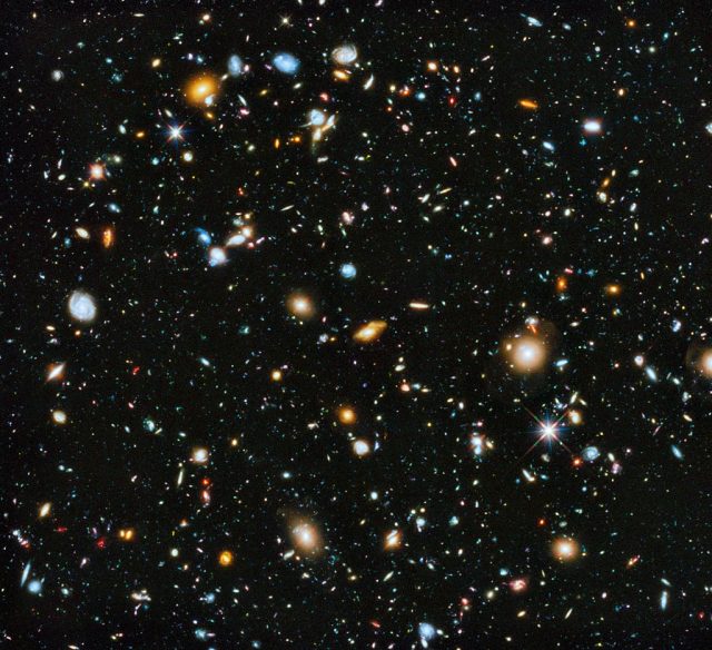 galaxiesjpg 640x584