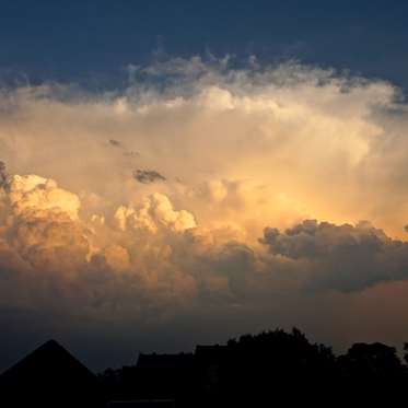 Mysterious Square Clouds Spark Fears of HAARP Weather Control