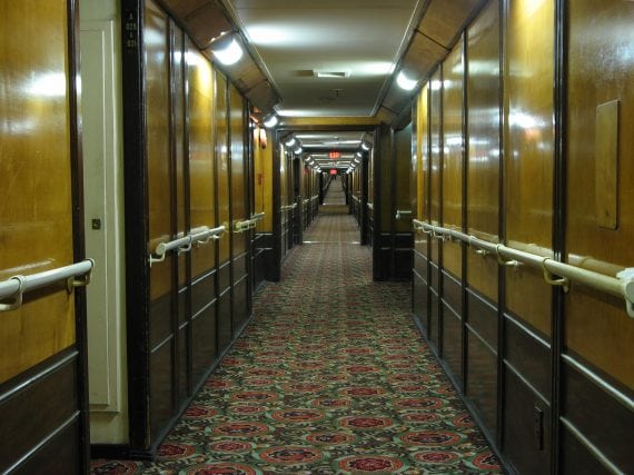 Queen Mary Hotel Cabin Corridor 570x427