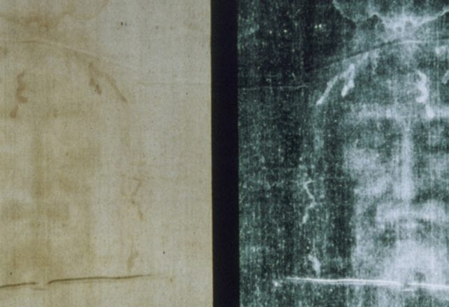 Scientists Say Blood Stains on Shroud of Turin are Fake