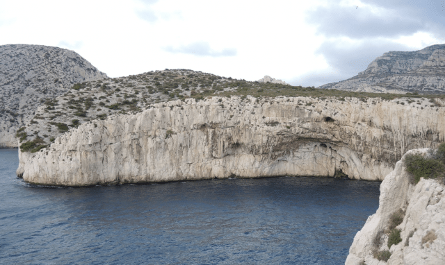 The Calanque de la Triperie at Cap Morgiou Marseille 640x382