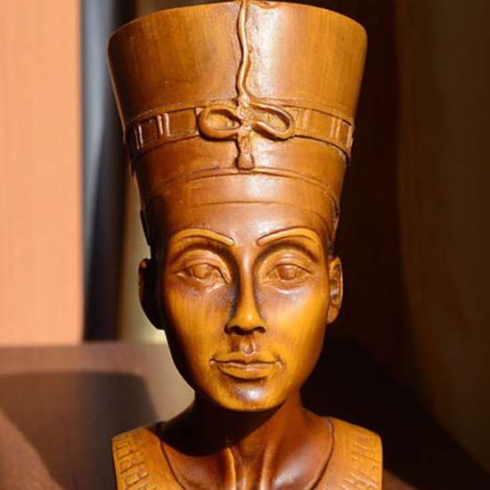 No Nefertiti in Tut’s Tomb