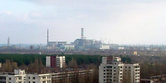 800px View of Chernobyl taken from Pripyat zoomed 570x288
