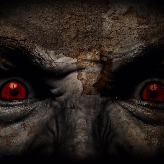 Multiple Witnesses Report Seeing Bigfoot with Glowing Red Eyes in NC
