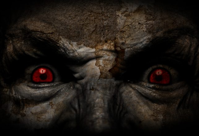 Multiple Witnesses Report Seeing Bigfoot with Glowing Red Eyes in NC
