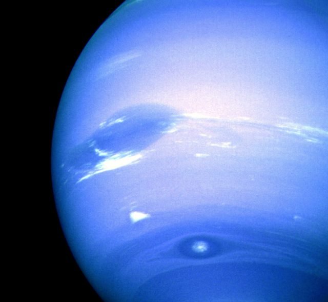 Neptune storms 640x589