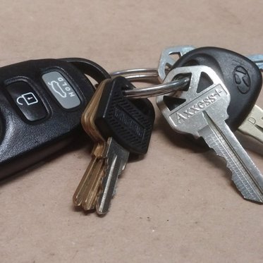 Mysterious Force Kills Key Fobs, Batteries and Car Alarms in Canadian Town