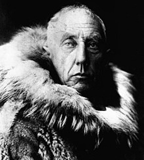 220px Amundsen in fur skins