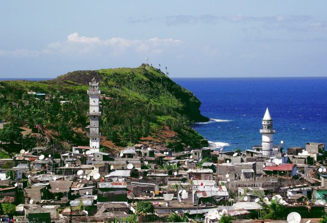 Mysterious Rocks Found On Remote Island Baffle Scientists