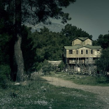 One Of Scotland’s Most Haunted Houses Has Been Rebuilt As A Frightening Exhibit