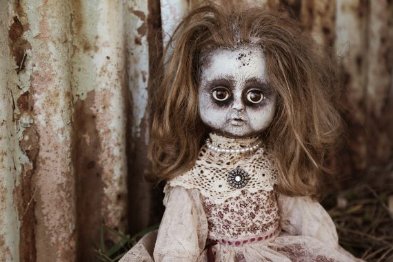 Creepy Doll 570x380