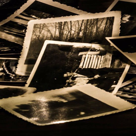 Mysterious, Unidentifiable Photograph From Nowhere Creeps Out the Internet