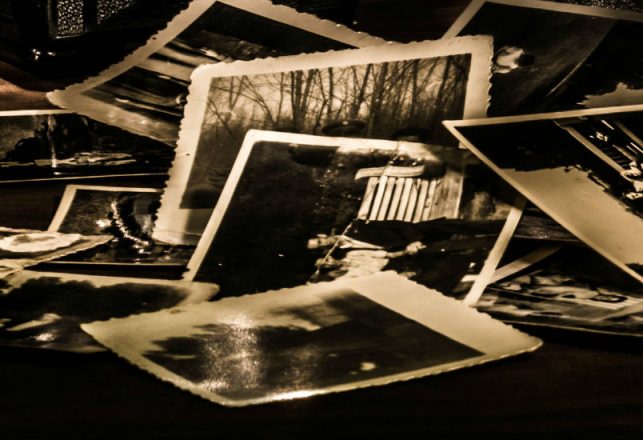 Mysterious, Unidentifiable Photograph From Nowhere Creeps Out the Internet