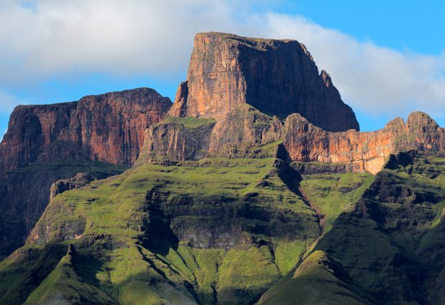 Extraterrestrial Organic Matter Found in Remote South African Mountains