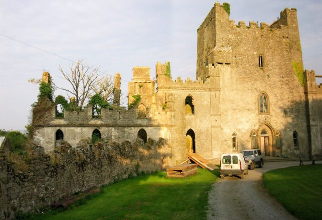 Video Captures Possible Ghost In The Mirror Of A Haunted Castle